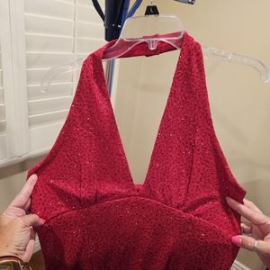 Guess halter top